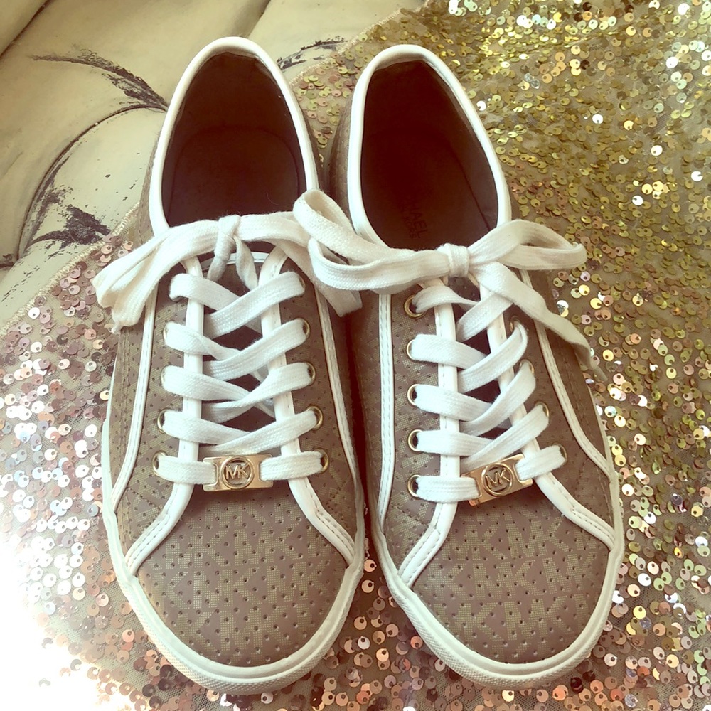 Michael Kors leather sneaker